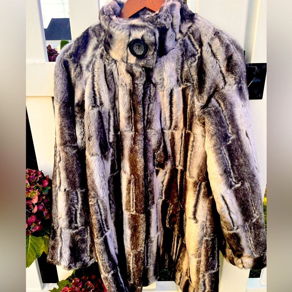 Faux White Gray Mink Fur coat jacket Winter luxury, Old Money, maximalism, sz S
